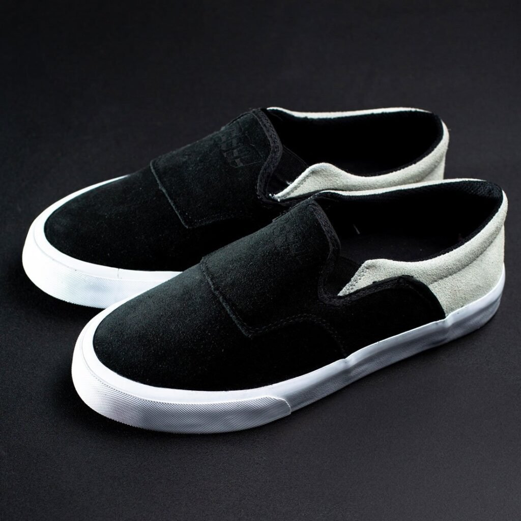 Tenis Gremio Polo May 3 Negro/gris/suela blanca (Vulcanizado) slip- on